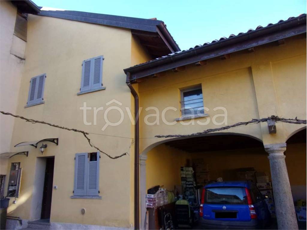 appartamento in vendita a Samarate