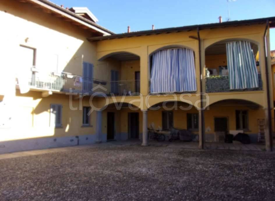 appartamento in vendita a Samarate