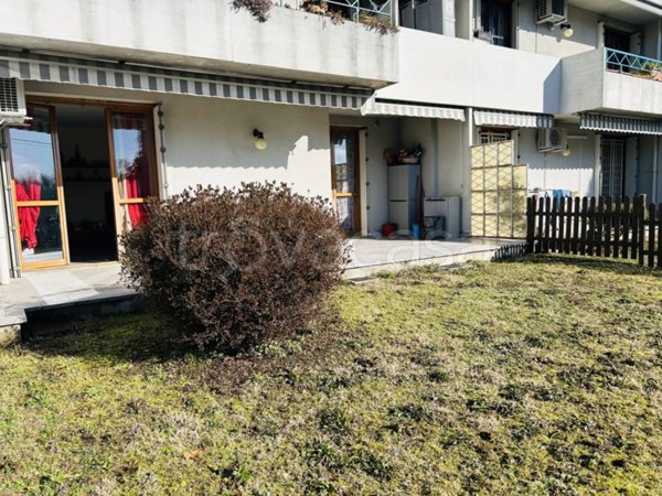 appartamento in vendita a Samarate