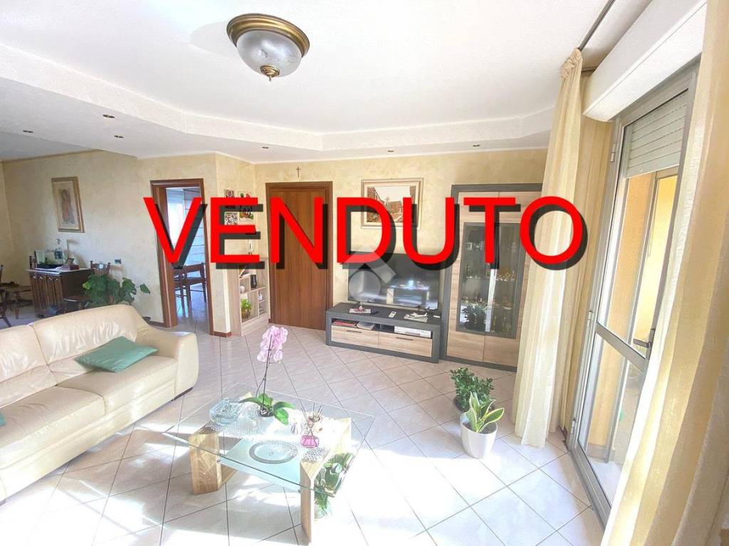 appartamento in vendita a Samarate
