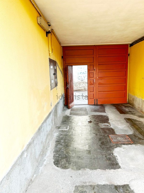 appartamento in vendita a Samarate in zona San Macario