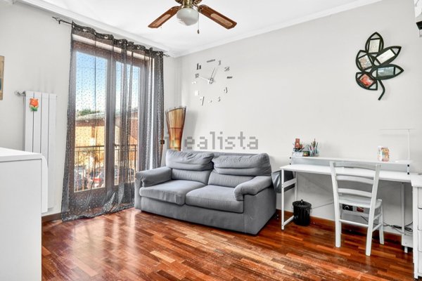 casa indipendente in vendita a Samarate