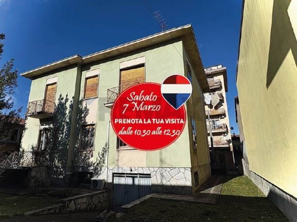 casa indipendente in vendita a Samarate in zona San Macario