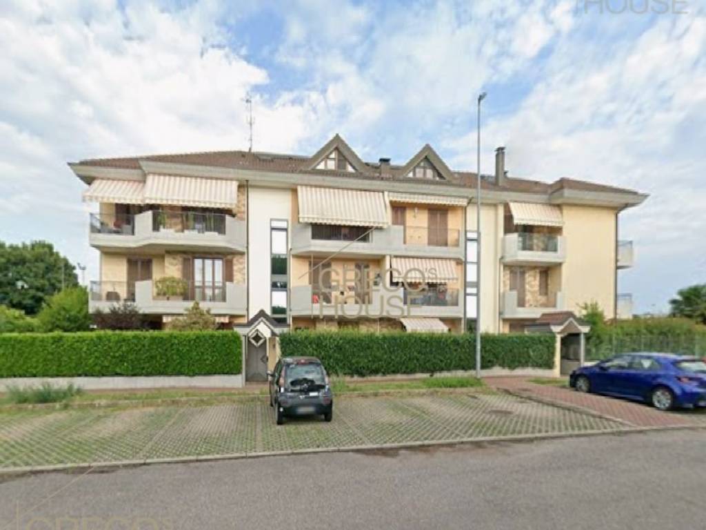 appartamento in vendita a Samarate