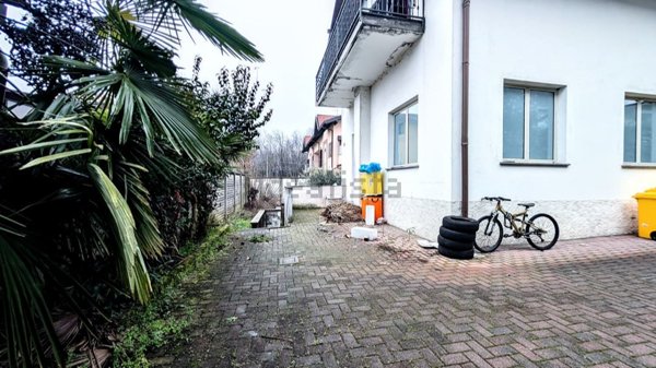 appartamento in affitto a Samarate in zona Cascina Elisa