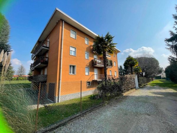 appartamento in vendita a Samarate