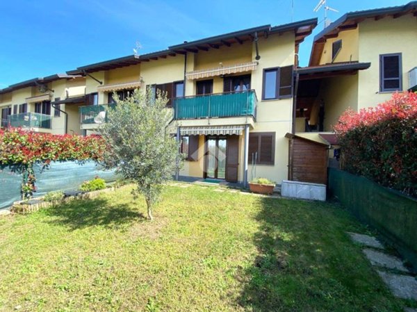 appartamento in vendita a Samarate in zona San Macario