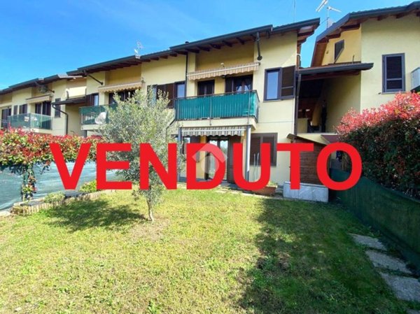appartamento in vendita a Samarate in zona San Macario