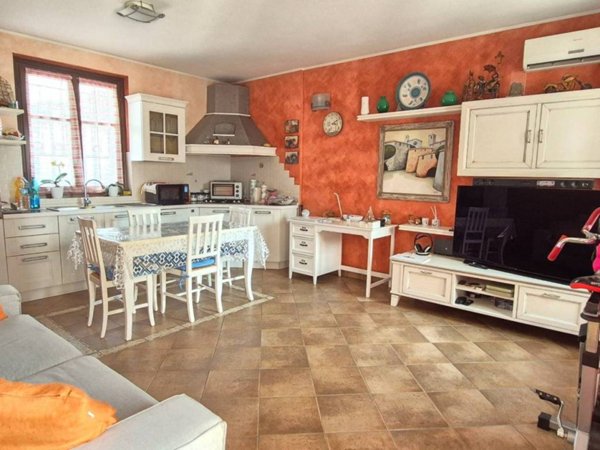 appartamento in vendita a Samarate