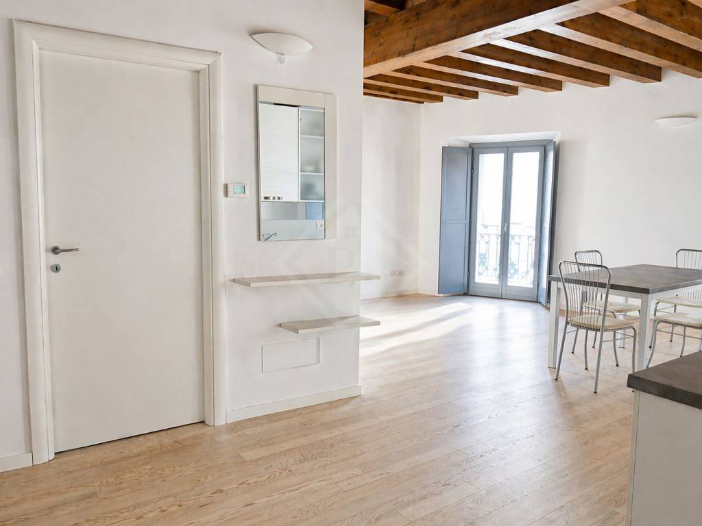 appartamento in vendita a Samarate