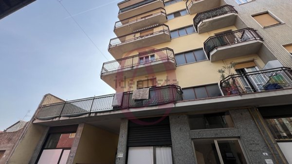 appartamento in vendita a Samarate in zona San Macario