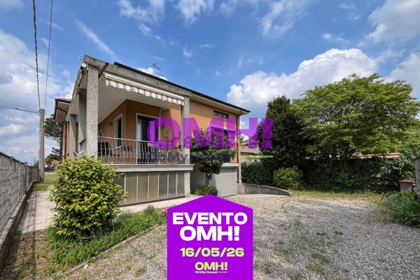 casa indipendente in vendita a Samarate in zona San Macario