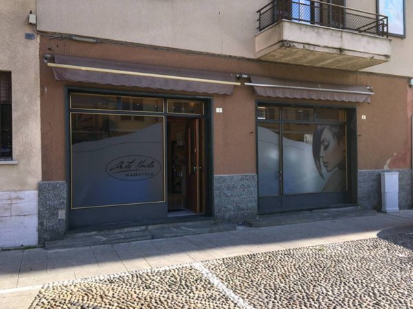 negozio in vendita a Samarate