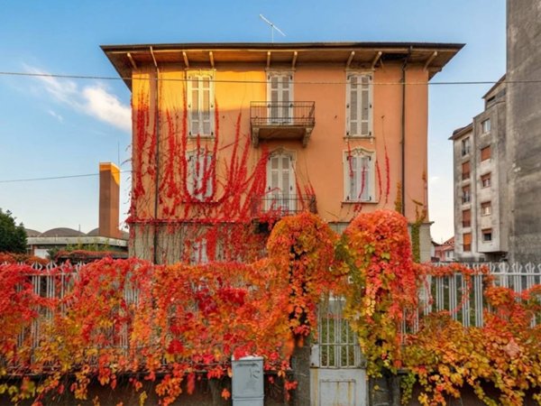 intera palazzina in vendita a Samarate in zona San Macario
