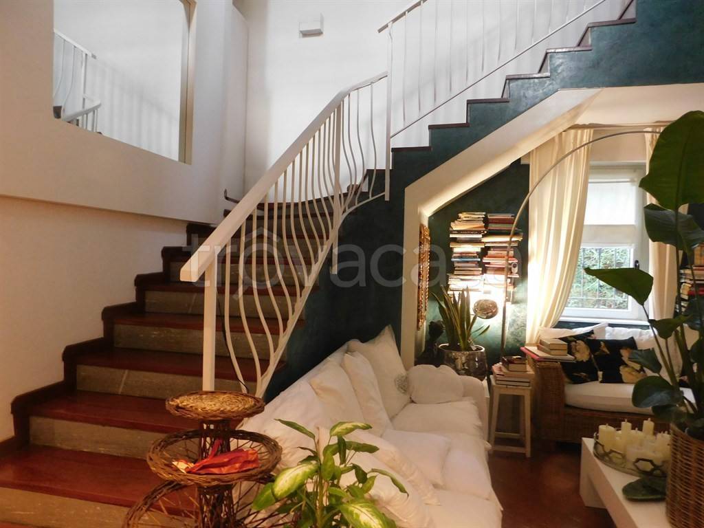 casa indipendente in vendita a Samarate