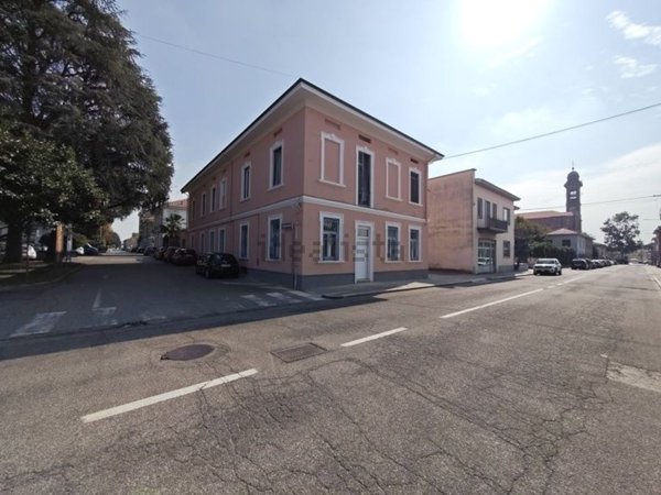 appartamento in vendita a Samarate