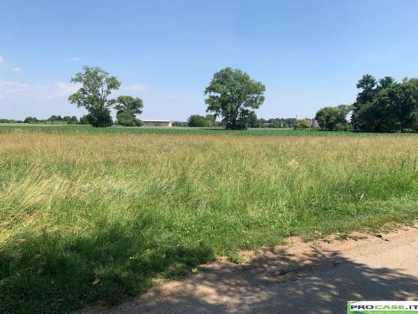 casa indipendente in vendita a Saronno