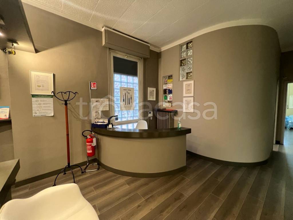 ufficio in vendita a Saronno