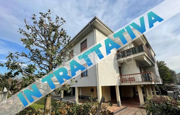appartamento in vendita a Saronno