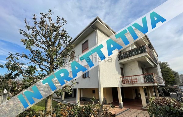 appartamento in vendita a Saronno