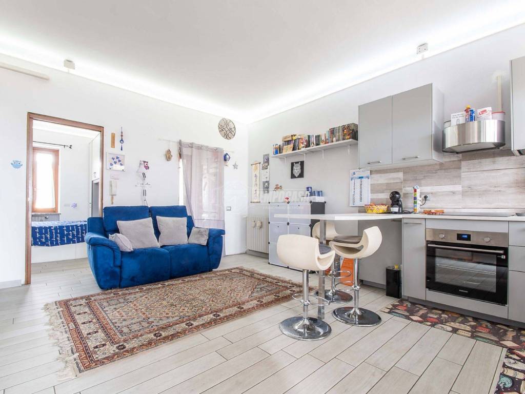 appartamento in vendita a Saronno
