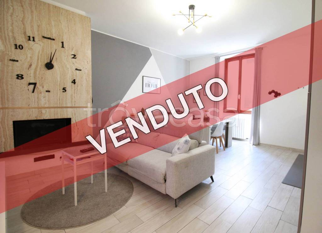 appartamento in vendita a Saronno