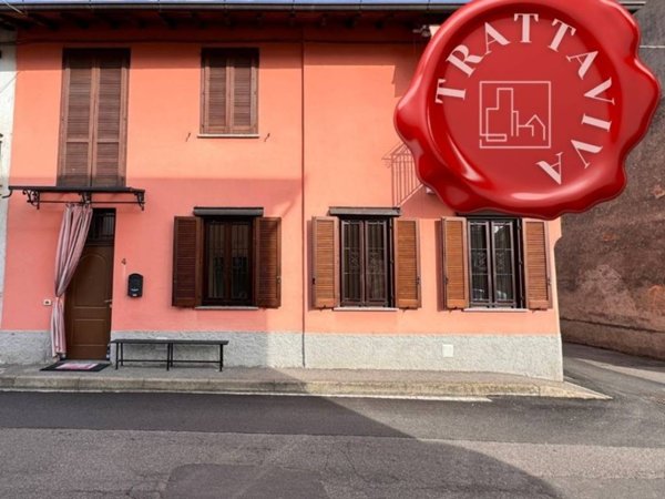 casa indipendente in vendita a Saronno