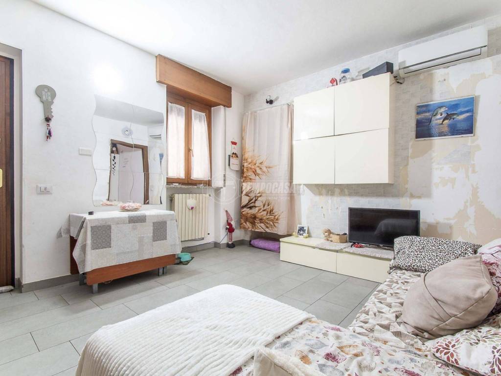 appartamento in vendita a Saronno