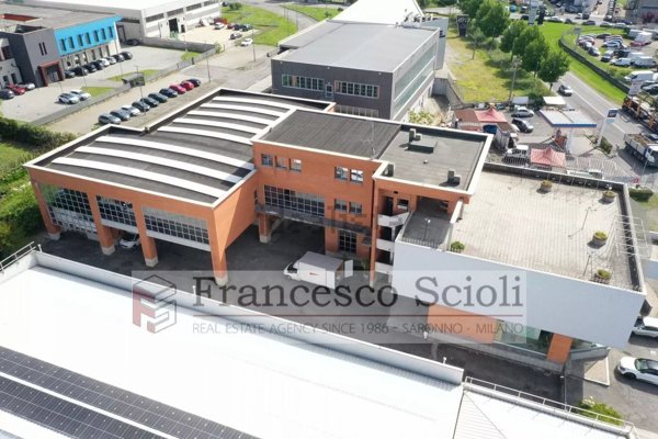 appartamento in vendita a Saronno