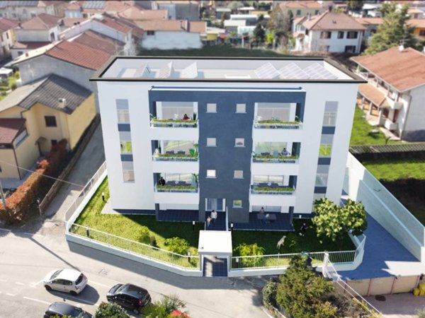 appartamento in vendita a Saronno