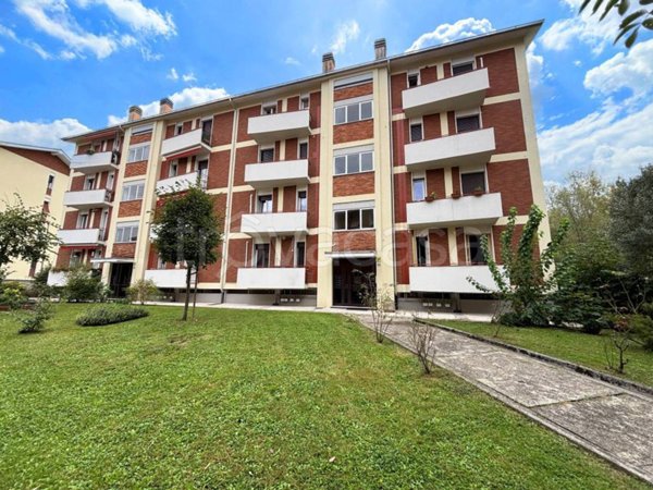 appartamento in vendita a Saronno
