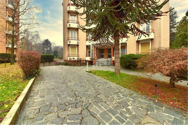 appartamento in vendita a Saronno