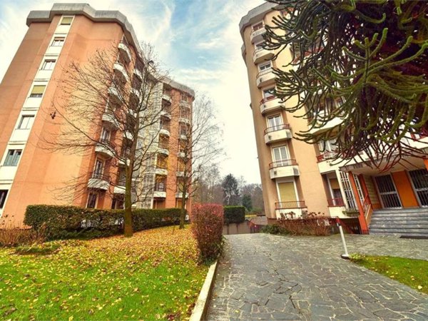 appartamento in vendita a Saronno