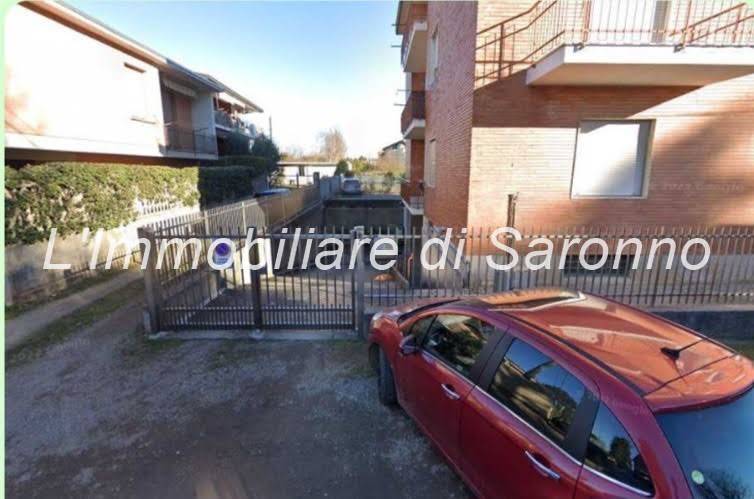 trivano in vendita a Saronno