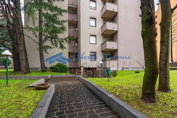 appartamento in vendita a Saronno