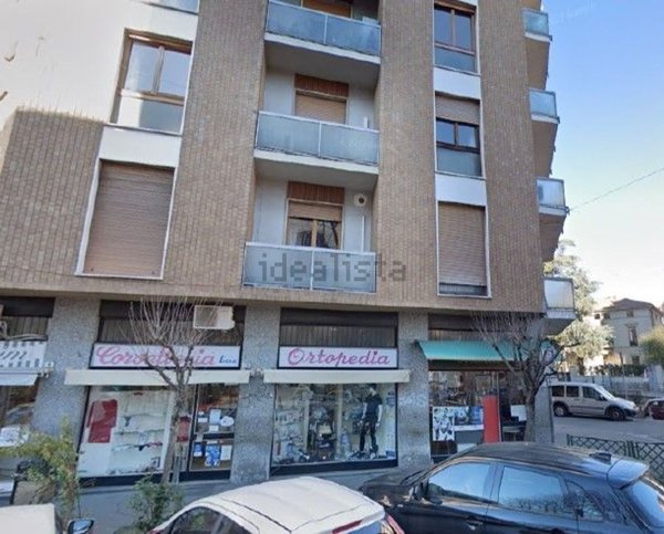 negozio in vendita a Saronno