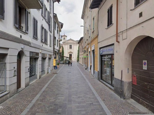 appartamento in vendita a Saronno