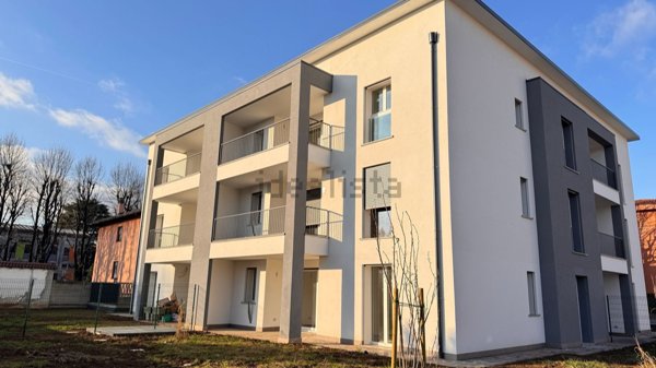 appartamento in vendita a Saronno