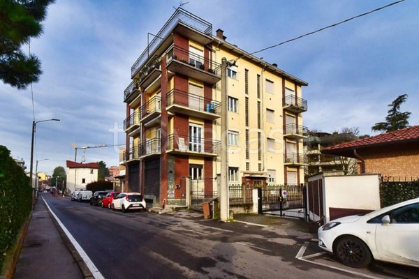 appartamento in vendita a Saronno