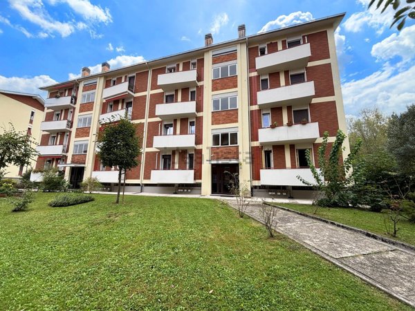 appartamento in vendita a Saronno