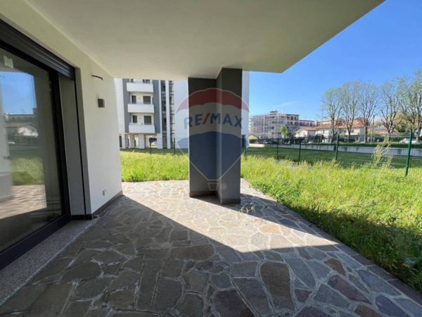 appartamento in vendita a Saronno
