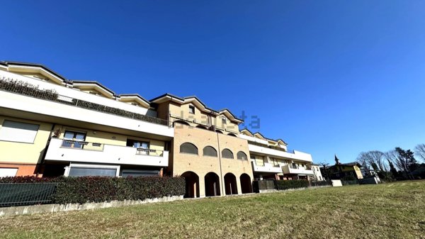 appartamento in vendita a Saronno