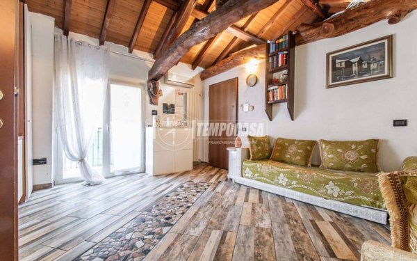 appartamento in vendita a Saronno