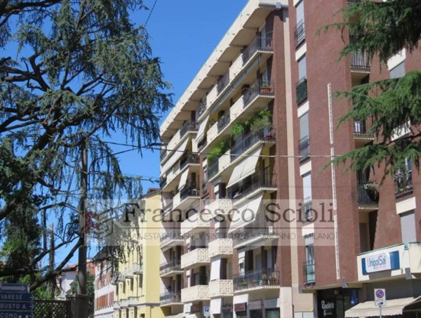 appartamento in vendita a Saronno