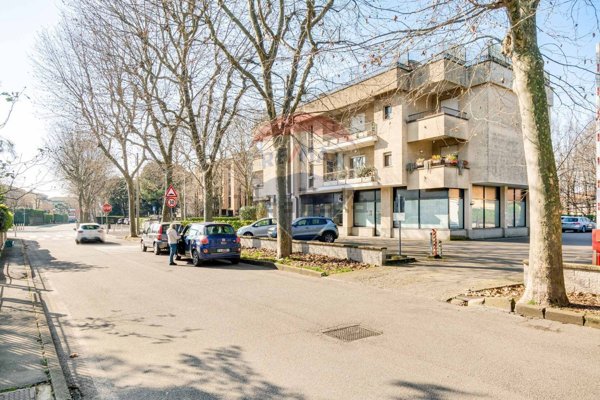 ufficio in vendita a Saronno