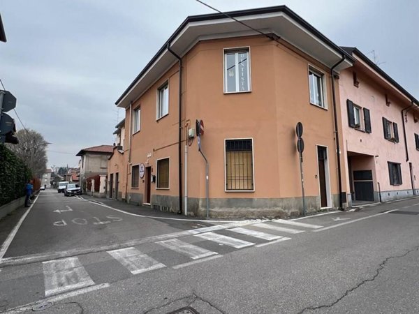 appartamento in vendita a Saronno