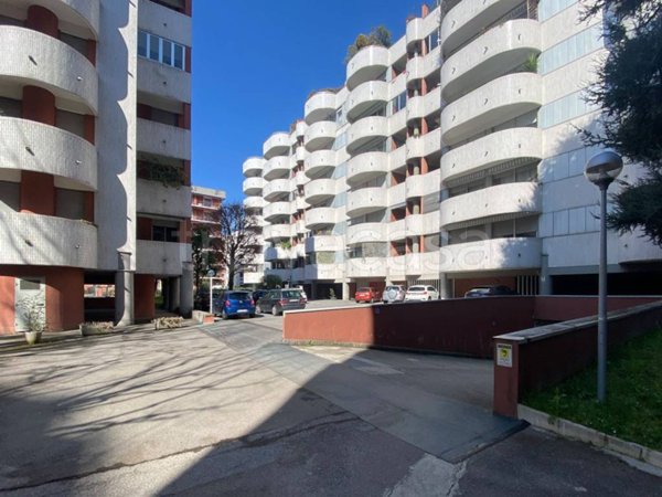 appartamento in vendita a Saronno