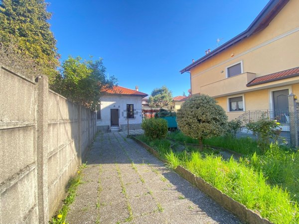 appartamento in vendita a Saronno