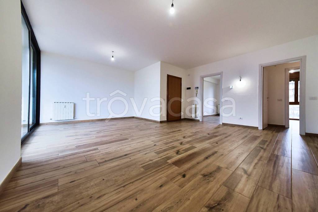 appartamento in vendita a Saronno