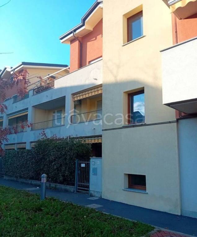 appartamento in vendita a Saronno